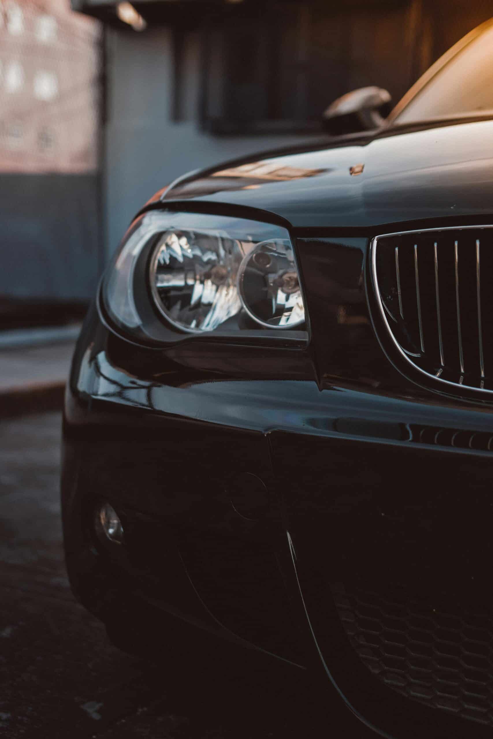 Find det perfekte BMW logo til din bil